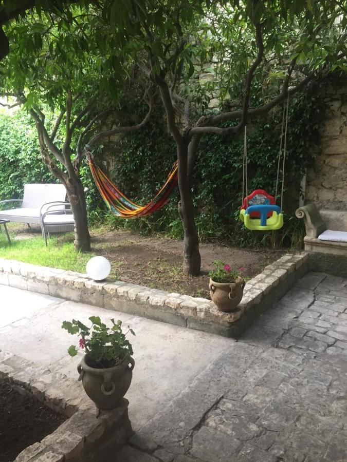 House Garden Modica Leilighet Eksteriør bilde